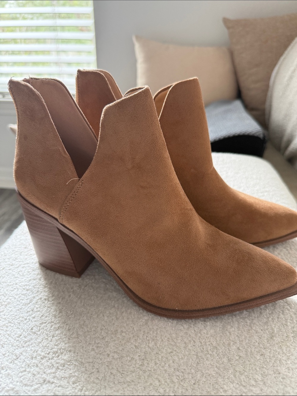 New never worn. Women's Tan Suede Cutout Block Heel Booties size 9
